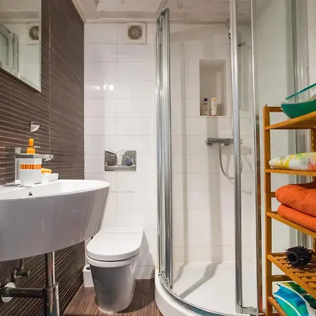 Historic Elegance In The Heart Of Old Town